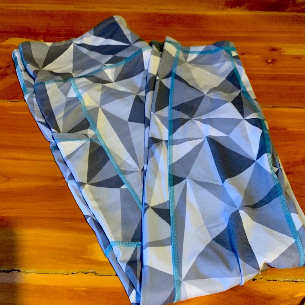 Four Athletics XL leggings